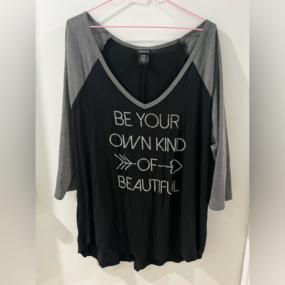 Torrid Black & Gray 'Be Your Own Kind of Beautiful' Raglan Tee, size 2X